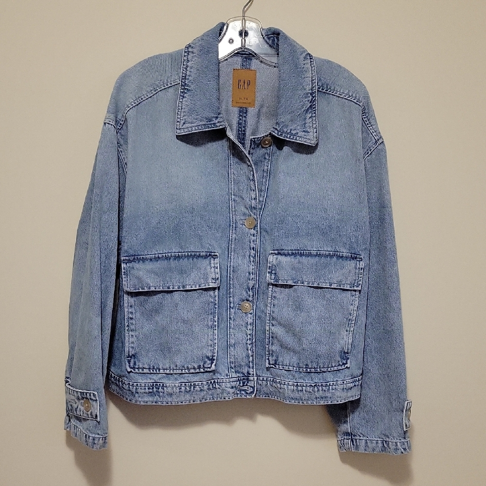 GAP Women's Denim Utility Shirt Jacket- Size XL- New!